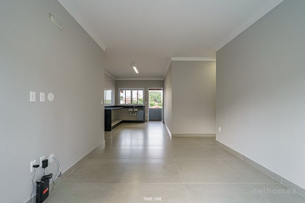 Casa à venda com 3 quartos, 151m² - Foto 7