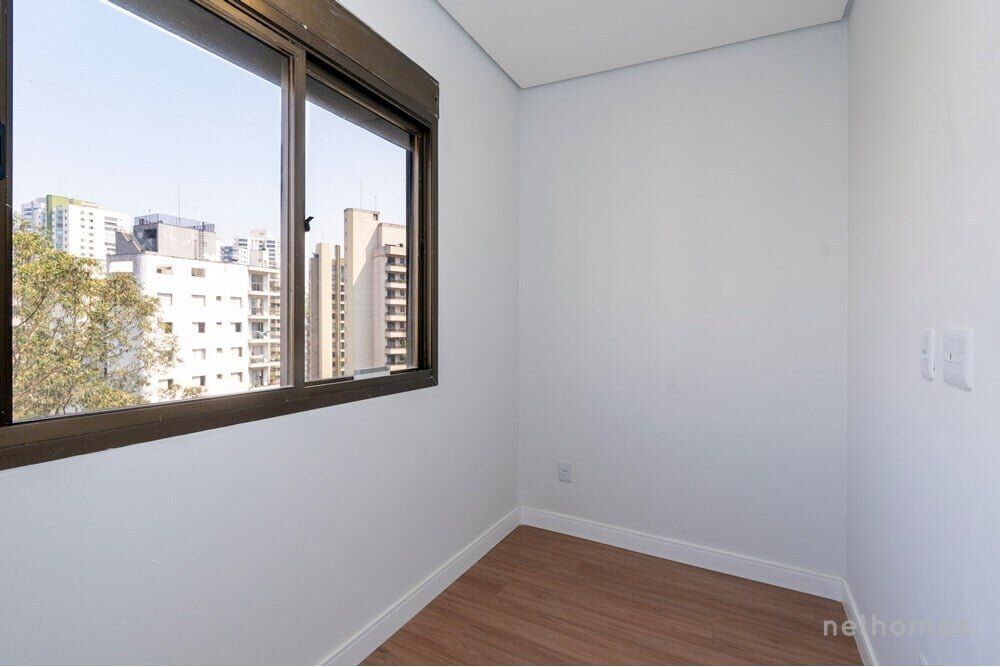 Apartamento à venda com 4 quartos, 203m² - Foto 9
