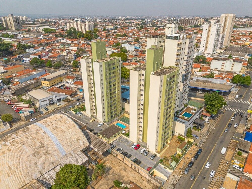 Apartamento à venda com 2 quartos, 65m² - Foto 3