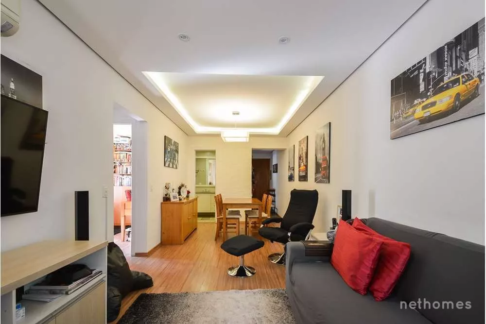 Apartamento à venda com 2 quartos, 72m² - Foto 3