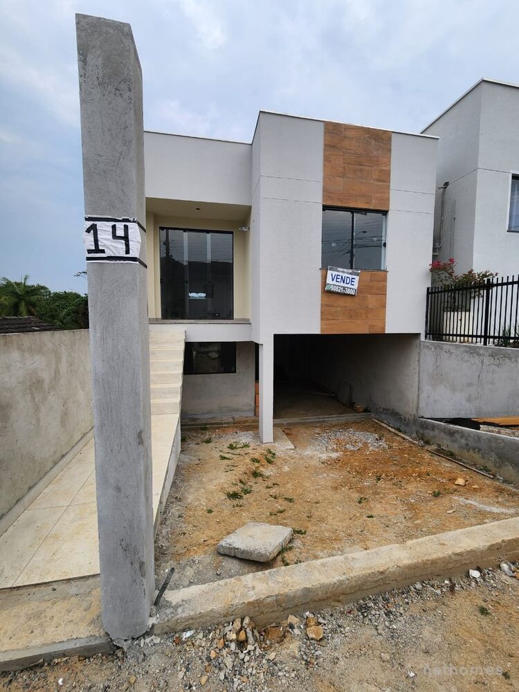 Casa à venda com 2 quartos, 111m² - Foto 2