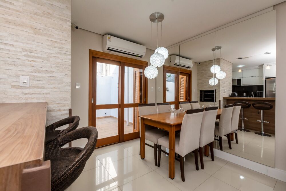 Casa à venda com 2 quartos, 145m² - Foto 3