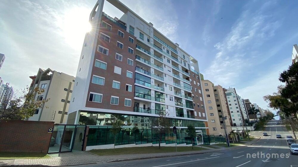 Apartamento à venda com 3 quartos, 95m² - Foto 2