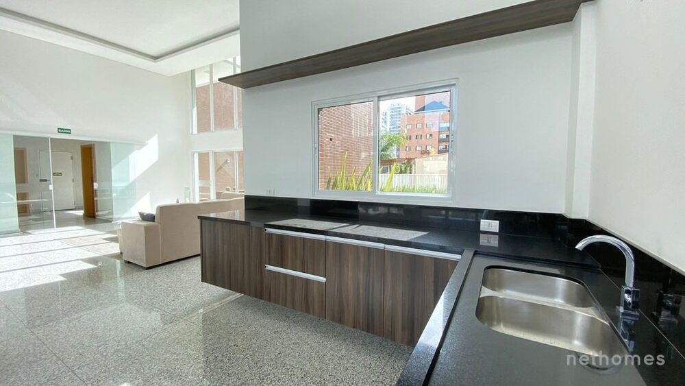 Apartamento à venda com 3 quartos, 95m² - Foto 7