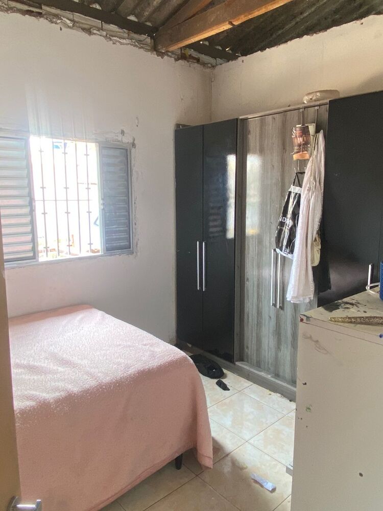 Chácara à venda com 4 quartos, 2880m² - Foto 1