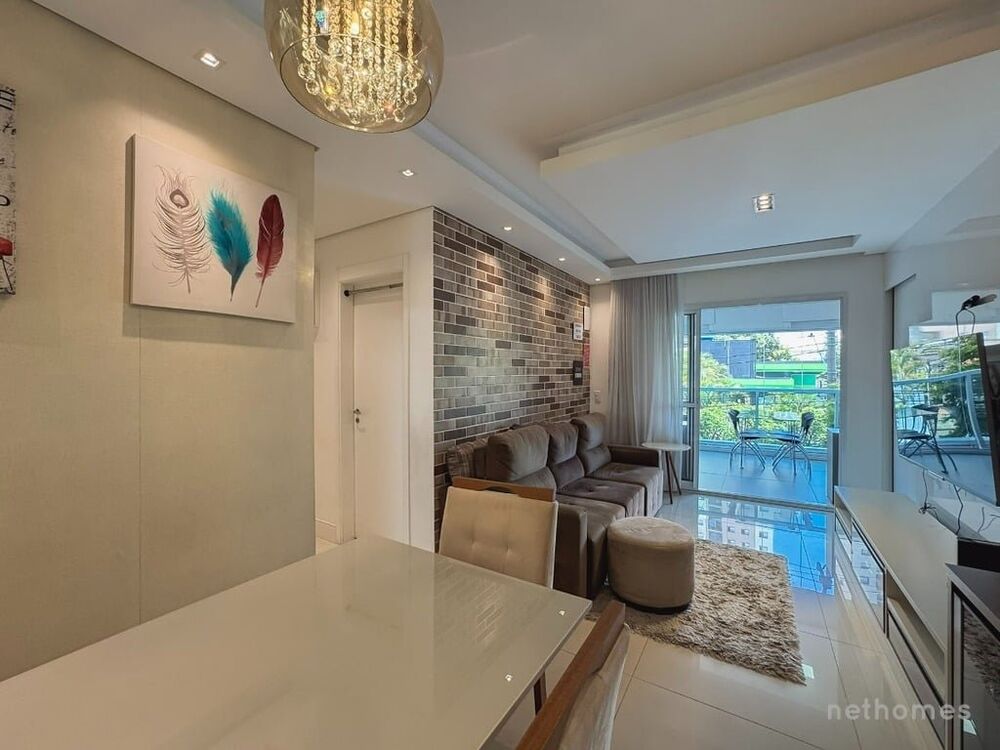 Apartamento à venda com 2 quartos, 73m² - Foto 3