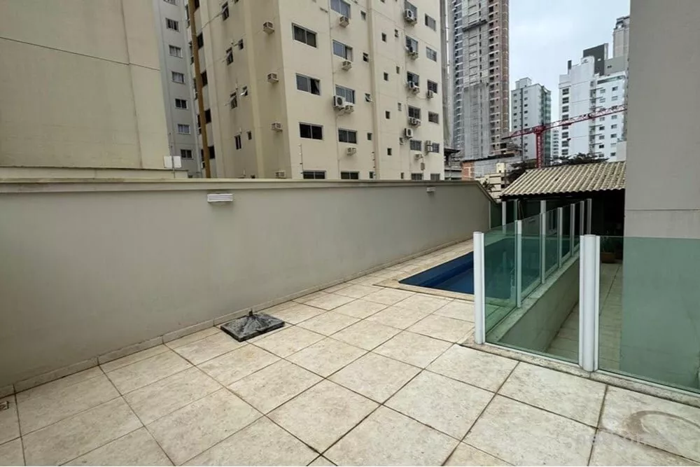 Apartamento à venda com 3 quartos, 230m² - Foto 7