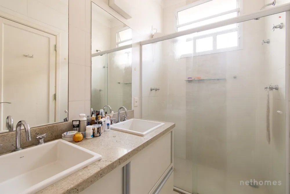 Casa, 4 quartos, 253 m² - Foto 3