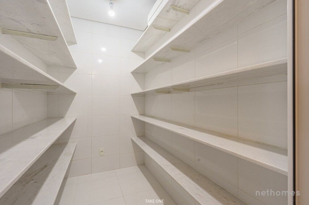 Casa de Condomínio à venda com 4 quartos, 520m² - Foto 15