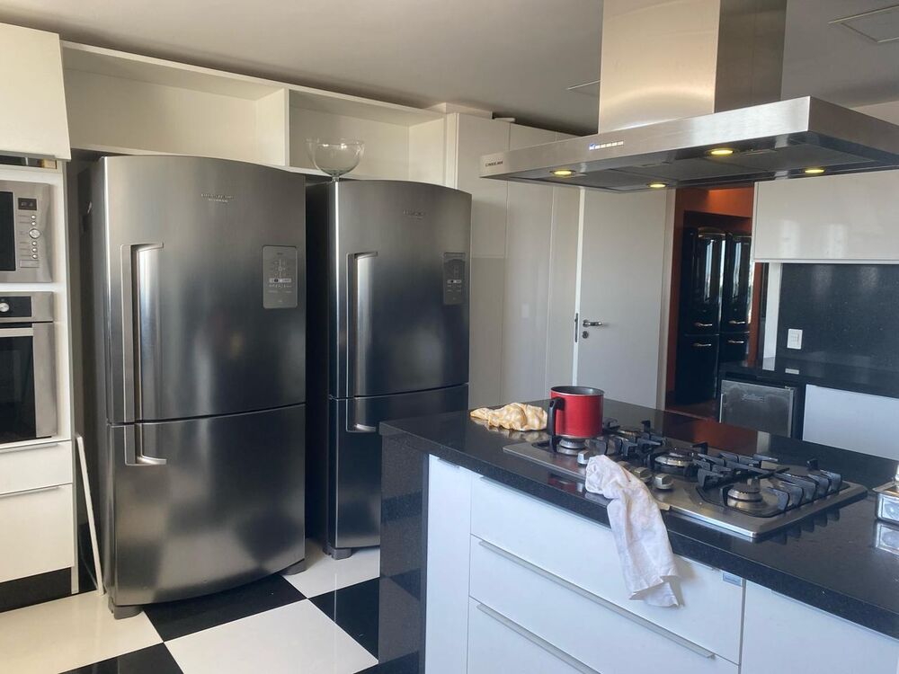 Apartamento, 3 quartos, 336 m² - Foto 1
