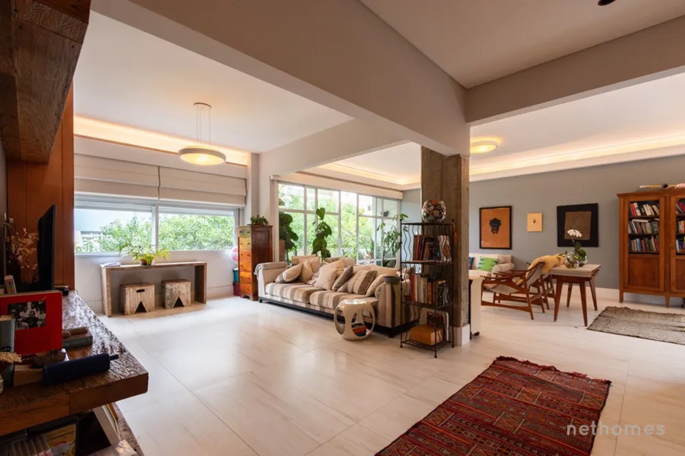 Apartamento, 3 quartos, 204 m² - Foto 1