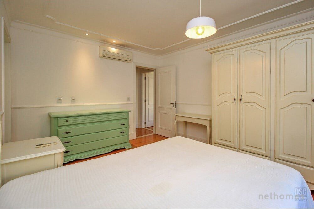 Casa de Condomínio à venda com 4 quartos, 620m² - Foto 2