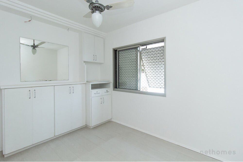 Apartamento à venda com 3 quartos, 117m² - Foto 3