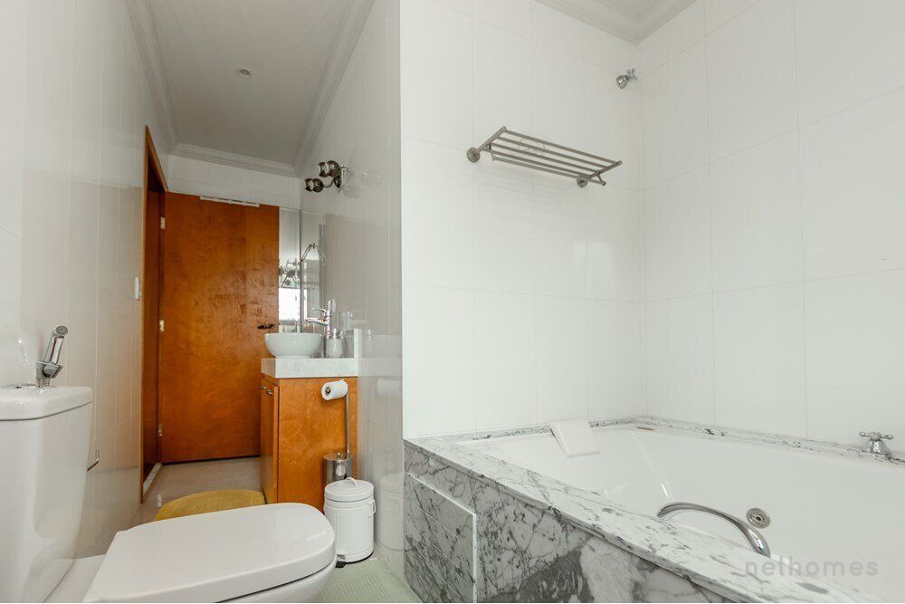 Casa, 3 quartos, 247 m² - Foto 3