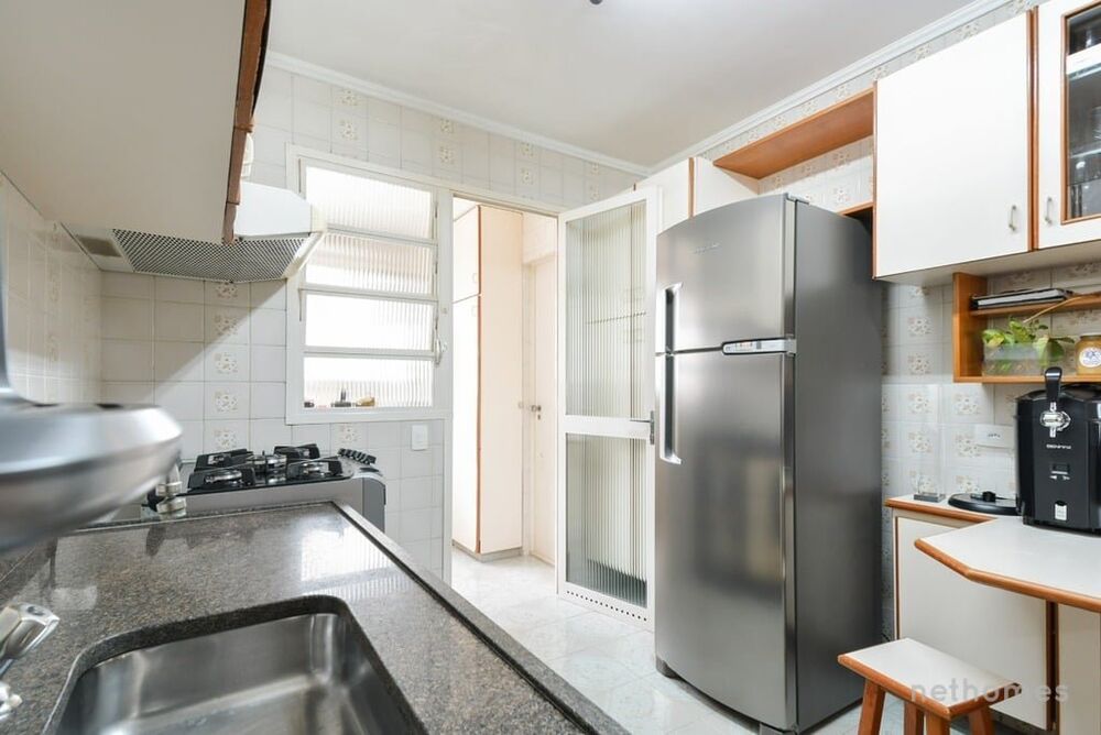 Apartamento à venda com 3 quartos, 120m² - Foto 3