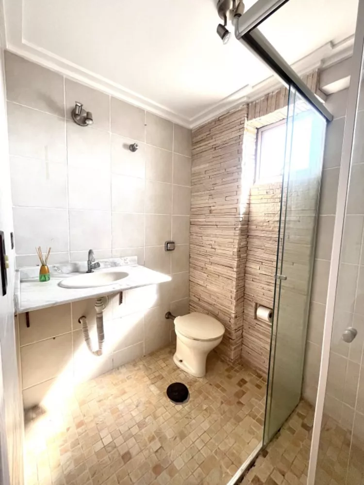 Apartamento à venda com 2 quartos, 64m² - Foto 17