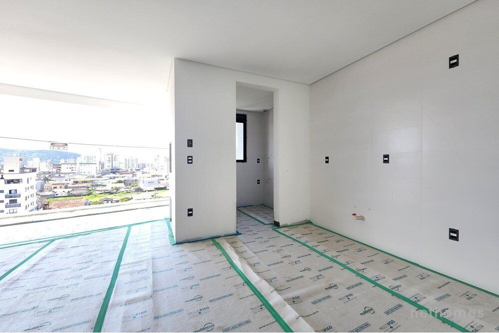 Apartamento à venda com 3 quartos, 102m² - Foto 2
