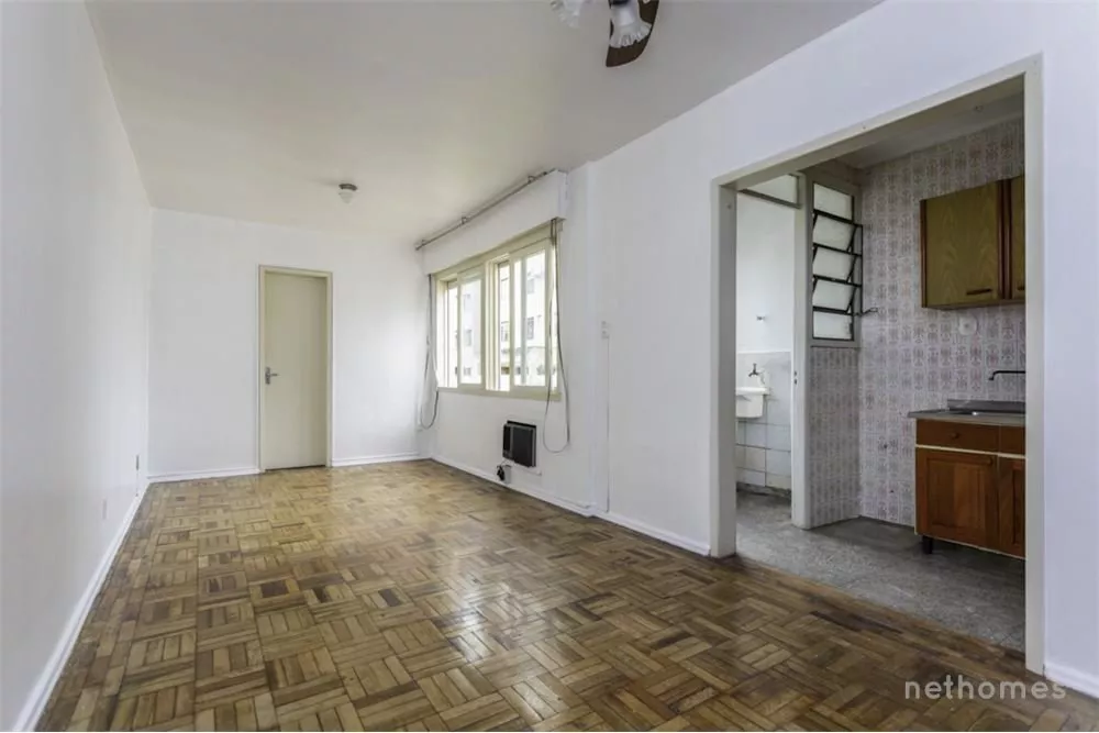 Apartamento à venda com 1 quarto, 32m² - Foto 1