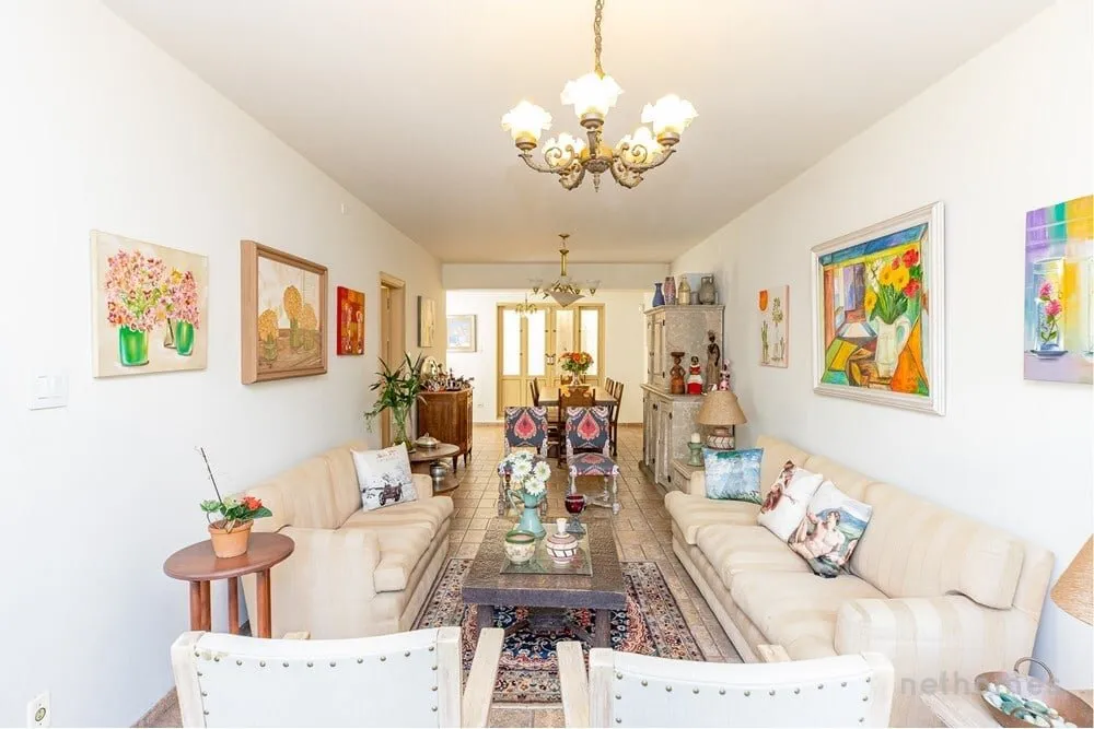 Casa, 3 quartos, 232 m² - Foto 1
