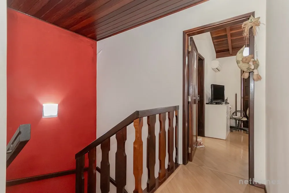 Casa, 3 quartos, 227 m² - Foto 2