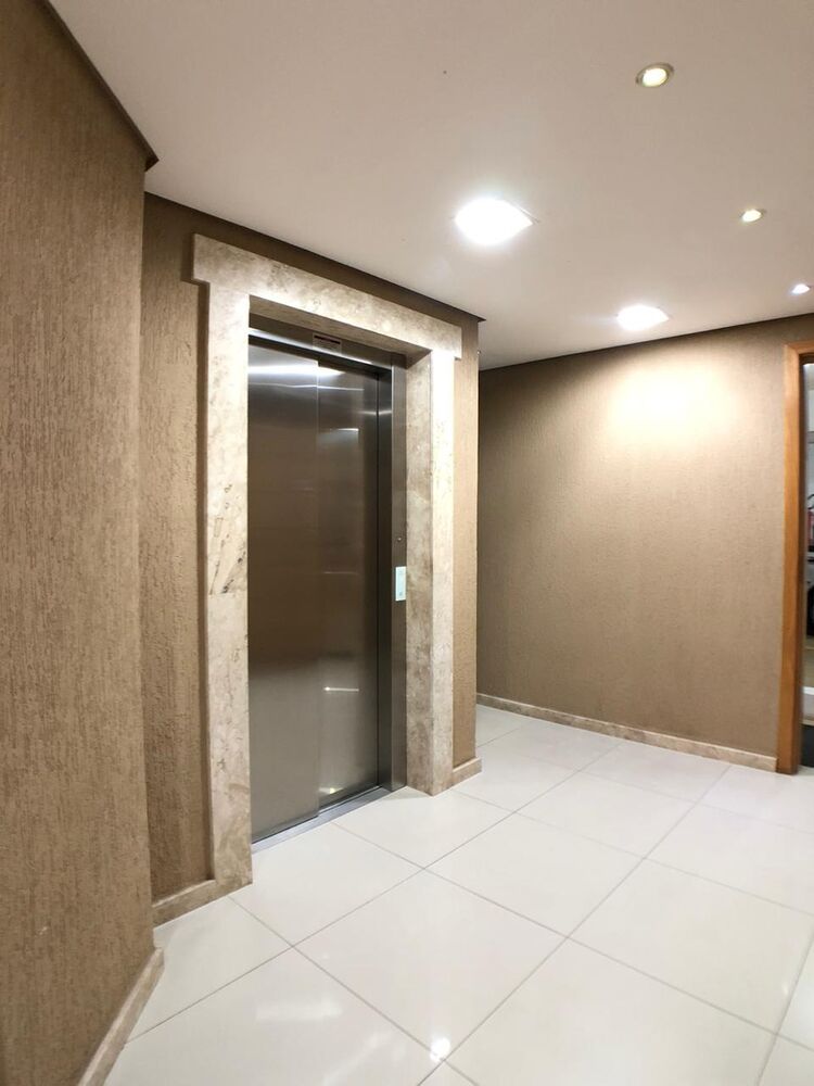 Apartamento à venda com 3 quartos - Foto 2