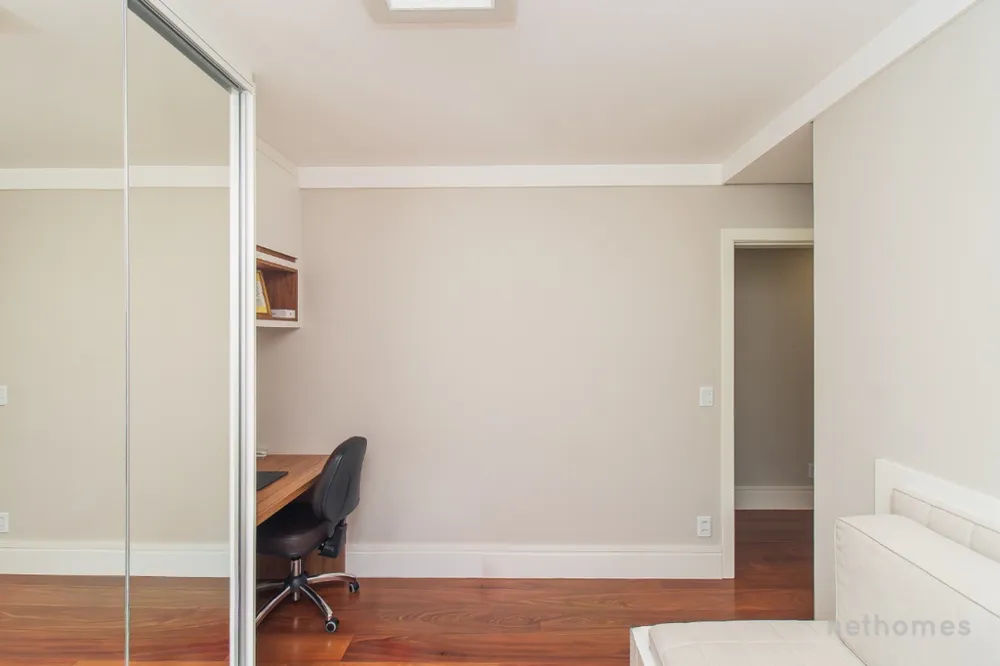 Apartamento, 3 quartos, 187 m² - Foto 2
