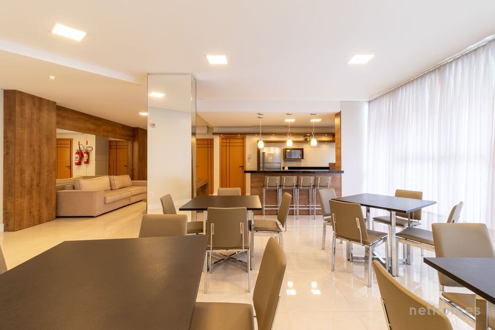 Apartamento, 3 quartos, 145 m² - Foto 2
