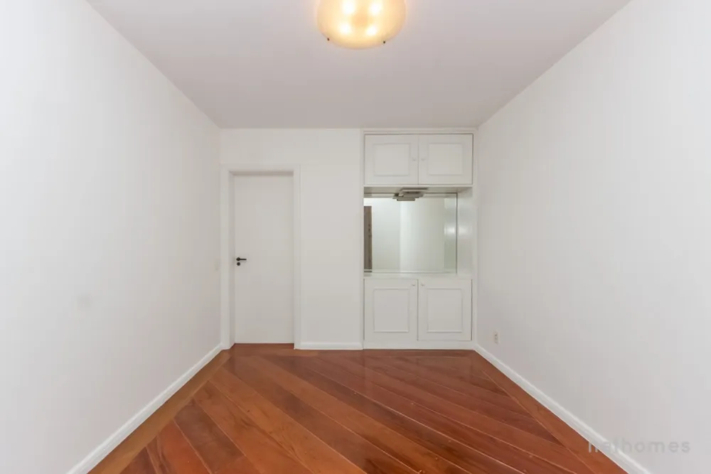 Apartamento, 3 quartos, 213 m² - Foto 2