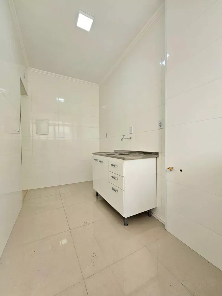 Apartamento à venda com 1 quarto, 45m² - Foto 3