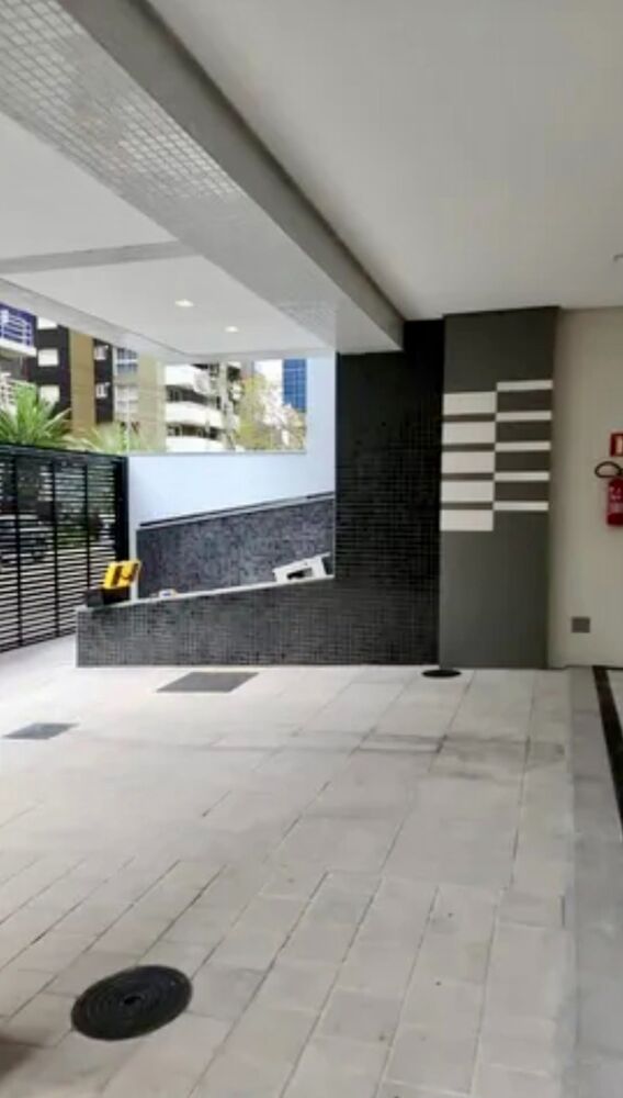 Apartamento à venda com 2 quartos, 77m² - Foto 5