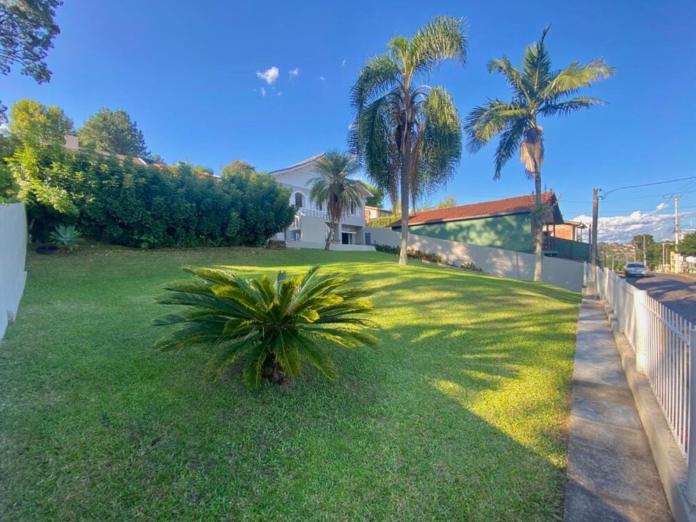 Casa à venda com 3 quartos, 240m² - Foto 8