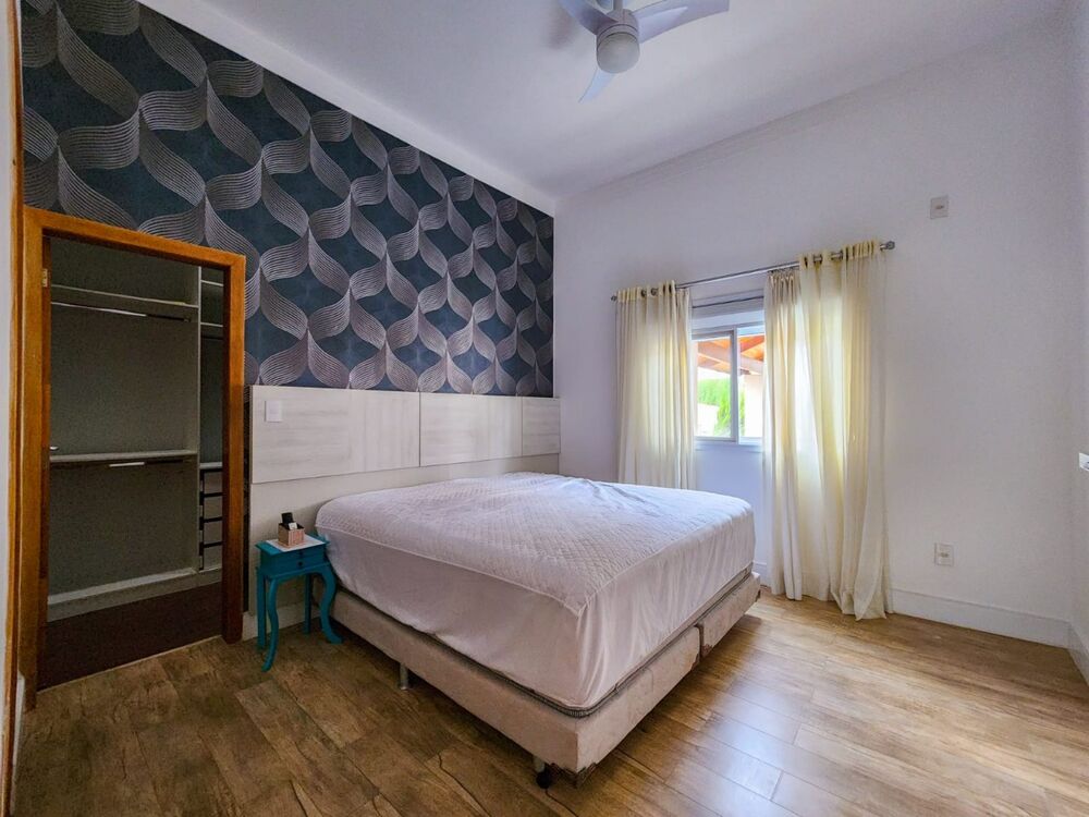 Casa de Condomínio à venda com 5 quartos, 405m² - Foto 1
