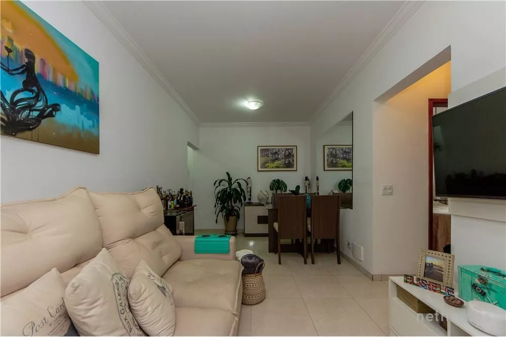 Apartamento à venda com 2 quartos, 63m² - Foto 3