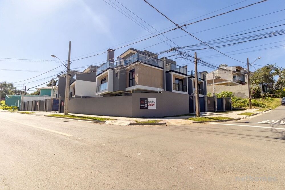 Casa de Condomínio à venda com 3 quartos, 161m² - Foto 1