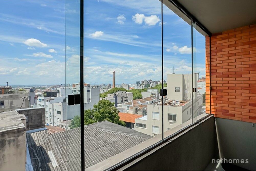 Apartamento à venda com 3 quartos, 217m² - Foto 2