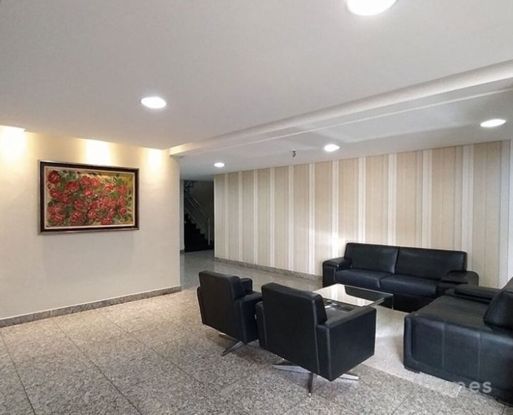 Apartamento à venda com 3 quartos, 74m² - Foto 1