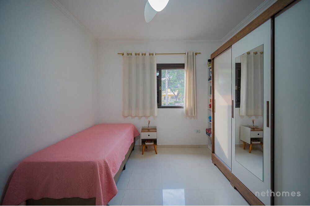 Casa à venda com 4 quartos, 188m² - Foto 9