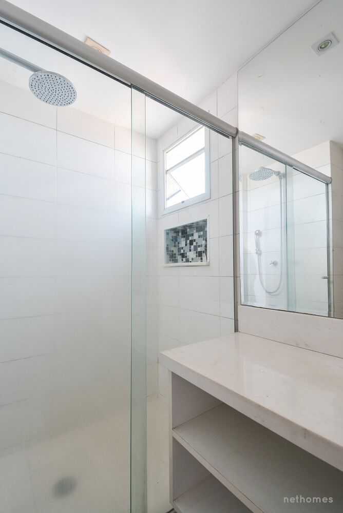 Apartamento à venda com 3 quartos, 137m² - Foto 13