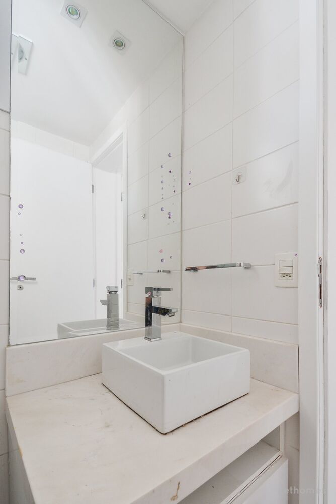 Apartamento à venda com 3 quartos, 137m² - Foto 8