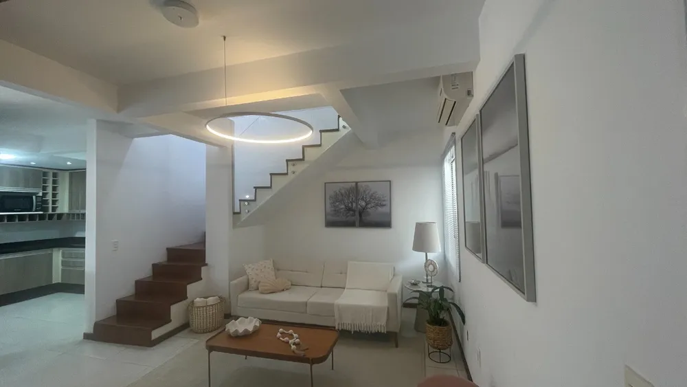 Casa, 3 quartos, 134 m² - Foto 1
