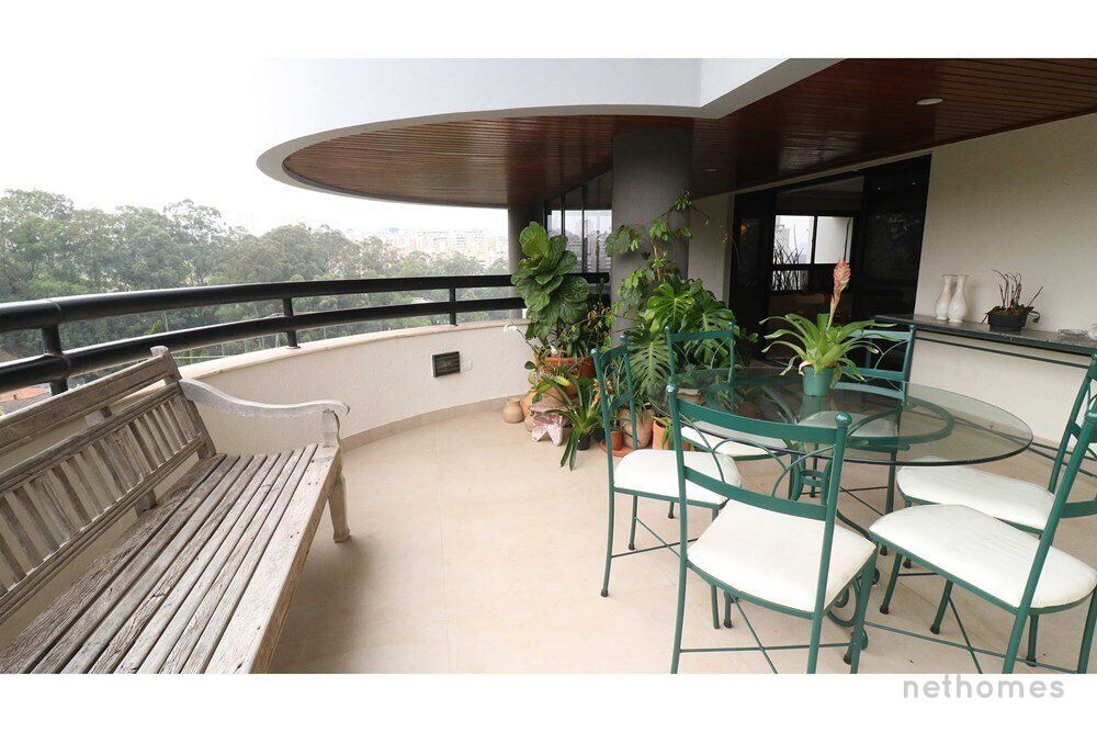 Apartamento à venda com 4 quartos, 234m² - Foto 5