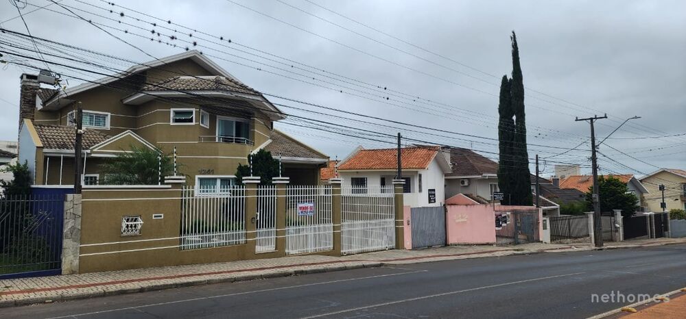 Casa à venda com 3 quartos, 370m² - Foto 3