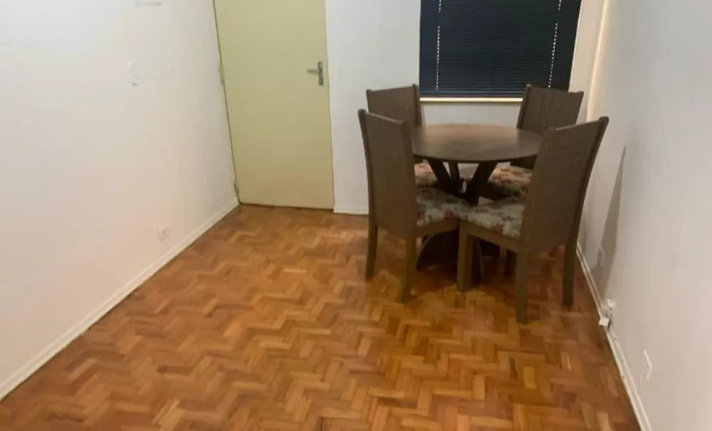 Apartamento à venda com 1 quarto, 42m² - Foto 1