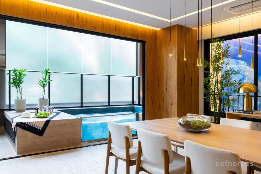 Apartamento à venda com 4 quartos, 201m² - Foto 2