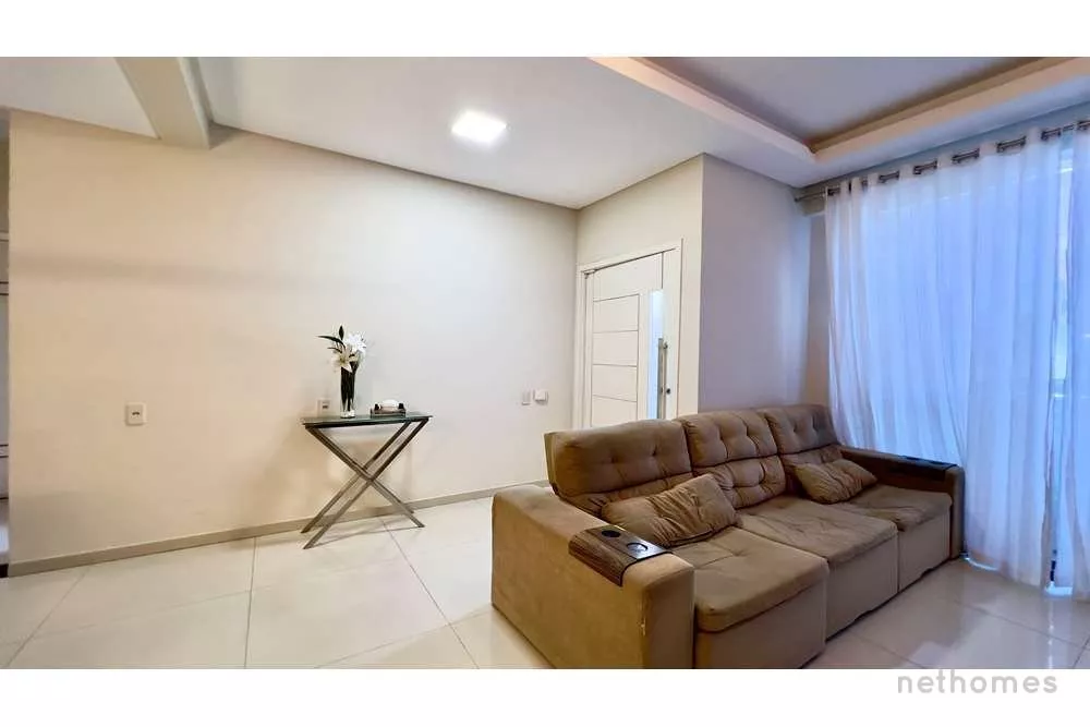 Apartamento à venda com 3 quartos, 225m² - Foto 4