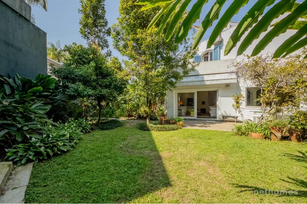 Casa, 4 quartos, 295 m² - Foto 2