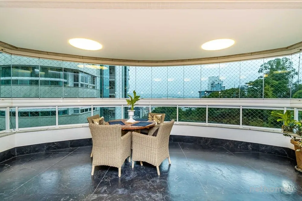 Apartamento, 3 quartos, 223 m² - Foto 2