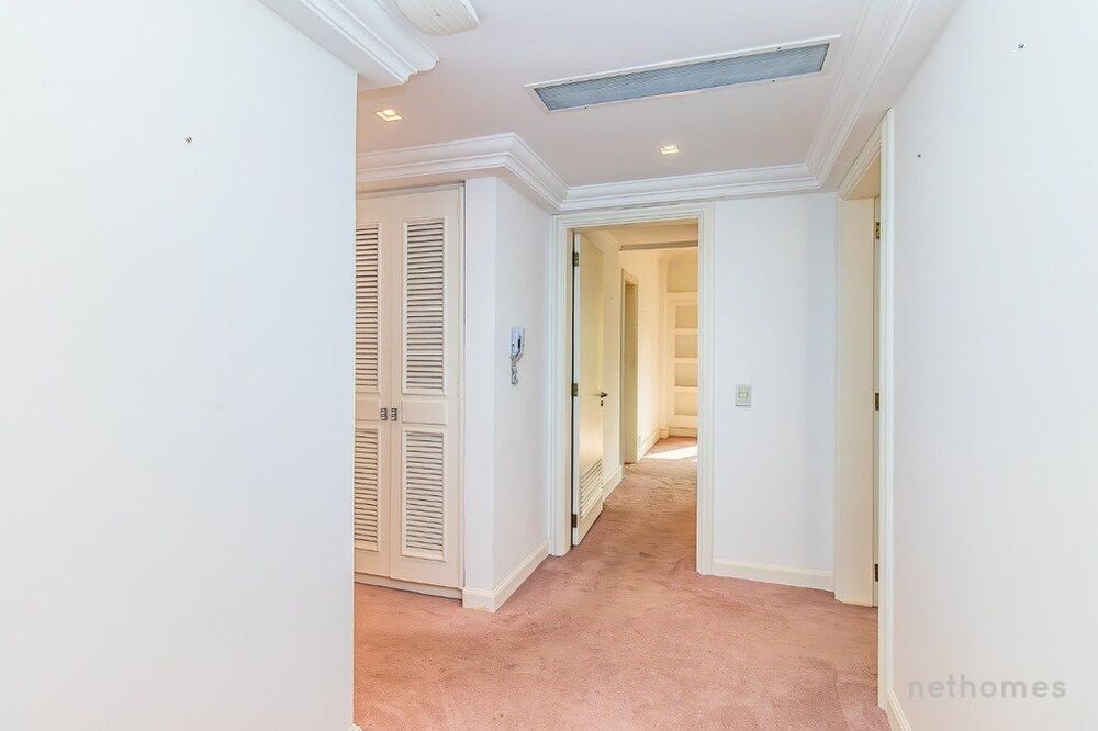 Apartamento à venda com 1 quarto, 309m² - Foto 13