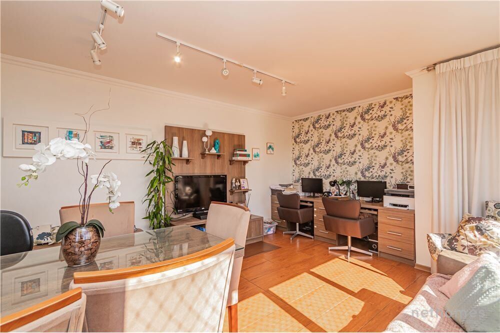 Apartamento à venda com 2 quartos, 73m² - Foto 3