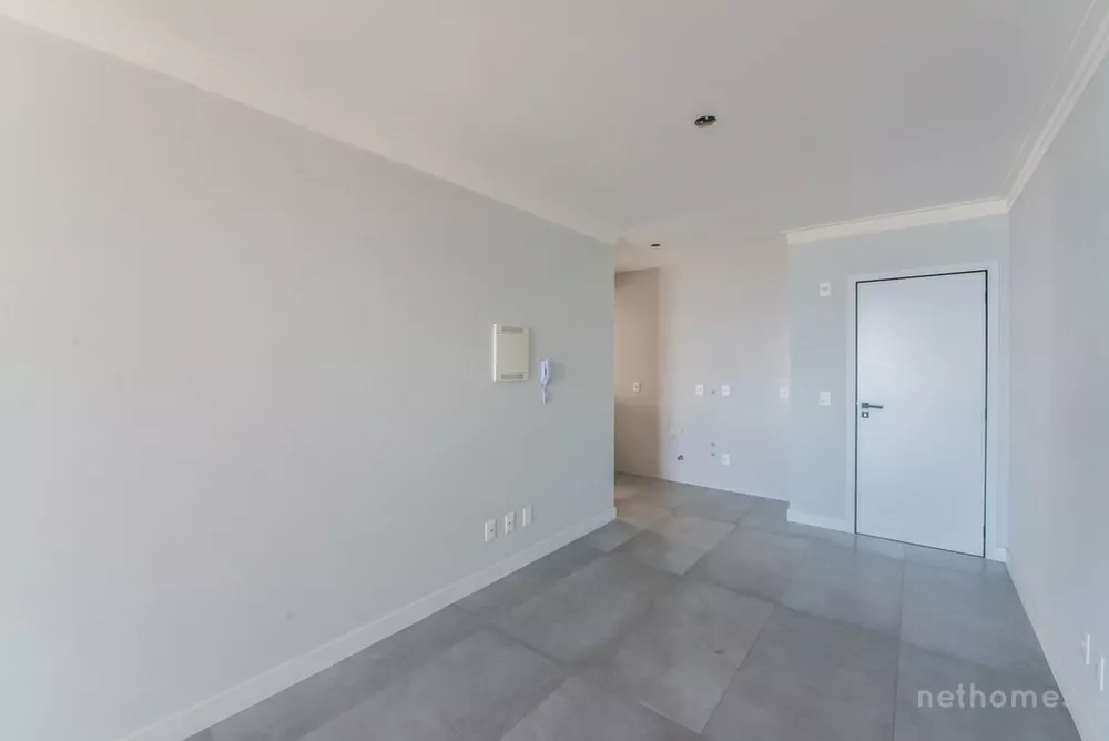 Apartamento à venda com 3 quartos, 92m² - Foto 8